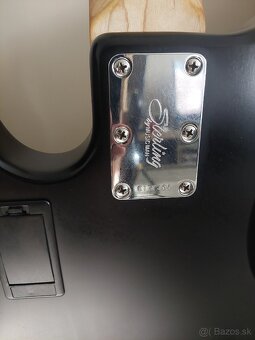 Sterling by MusicMan S.U.B. Stingray 5 - 4
