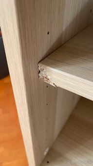 Stolik so srinkou pod TV - 4