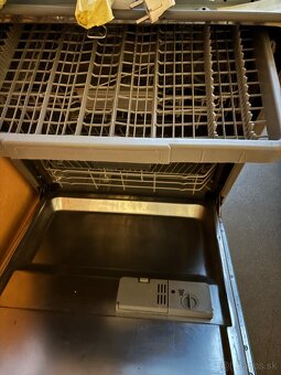 Umývačka riadu ECG - 4