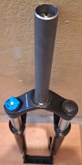 Odpružená vidlica 27,5" - 4