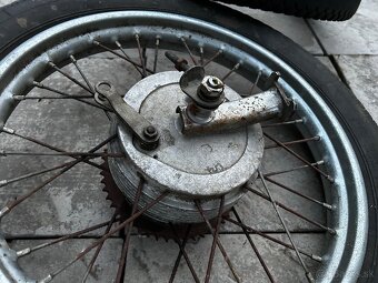 Kolesa - Jawa Čz - 4