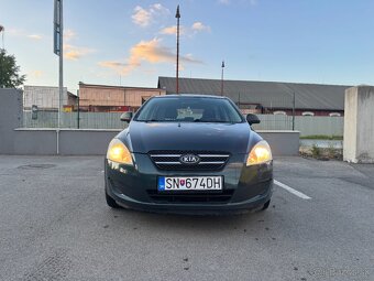 Kia ceed 1.4 77kw 2008 - 4
