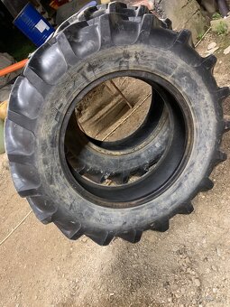 Pneumatiky gumy 12.4-24 - 4