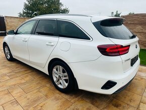 Kia ceed sporty wagon 1,6 Crdi 100 kw - 4