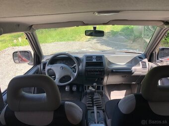 Nissan terrano - 4