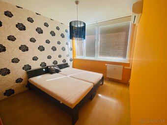 Krátkodobý prenájom, 2 izbový byt, Závodná ul., Bratislava - 4