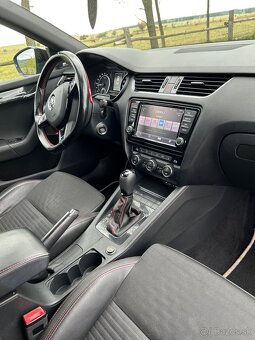 Octavia 3 Rs - 4