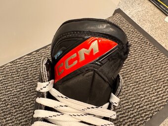 BRUSLE CCM JETSPEED FT6 VEL. 44/9D - 4