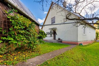 Rodinný dom na rekonštrukciu v obľúbenej lokalite Dolné Kočk - 4