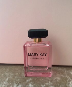 Mary Kay Confidently You set - 4
