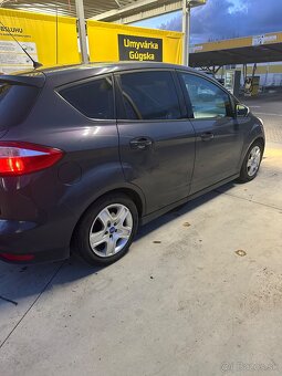 Ford C-Max - 4