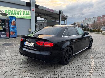 Predám Audi A4 B8 2.0TDI - 4