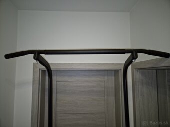 Stacionárne bradlá s hrazdou - 4