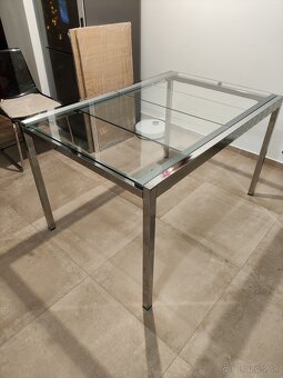 Predám jedálenský stôl 125x86 - 4
