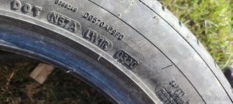 235/55 r17 predám - 4