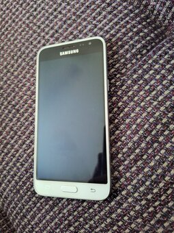 Samsung J3 - 4