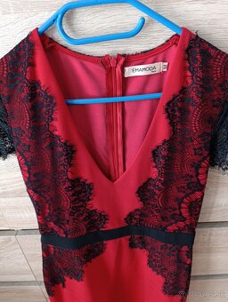 Elegantné mini šaty - 4