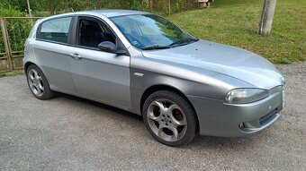 Alfa Romeo 147 1.9 JTDm 88kw - 4