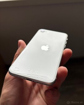 iPhone SE 2020 - 4