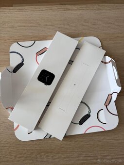 APPLE WATCH - 4