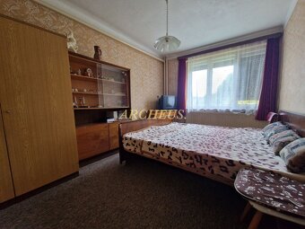 5 IZBOVÝ RODINNÝ DOM 160 m2, POZEMOK 618 m2, POPROČ - 4