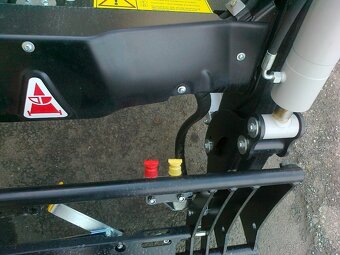 Čelný nakladač Traclift - 4