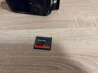 CANON 7D mark II - 4