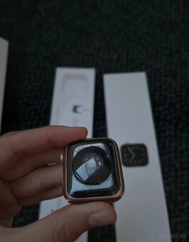 Predám hodinky apple watch SE2020 40mm - 4