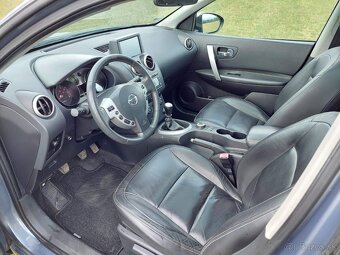 Predám Nissan Qashqai 2,0 benzín 4x4 TECNA - 4