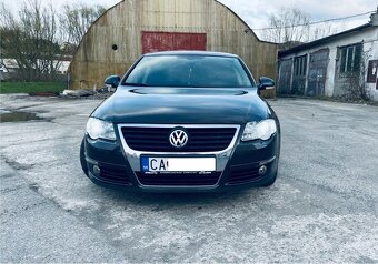 VW Passat 1.9 TDI sedan - 4