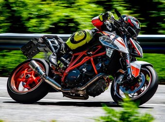 KTM SuperDuke 1290R 2017 - 198PS - 4
