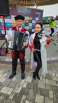 Harmonikár, akordeonista, živá hudba - 4