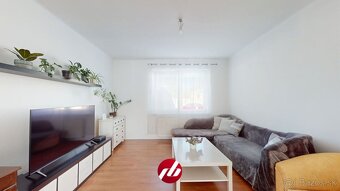 Zrekonštruovaný RD v kľudnej lokalite S BAZÉNOM - 4