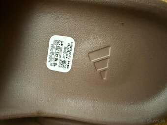 Yeezy slide - 4
