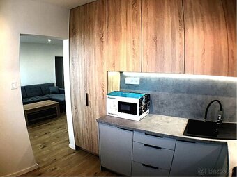 3izb.byt na prenájom s loggiou, rekonštruovaný pri centre - 4