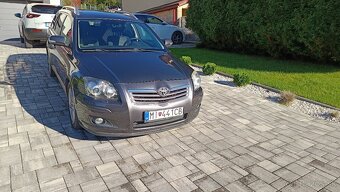 Toyota Avensis 2.2 D4D - 4