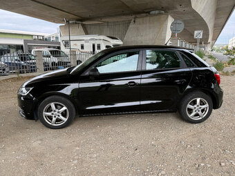Audi A1 Sportback 1.0 TFSI Sport 96000 km - 4