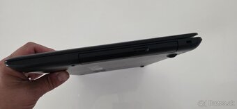 Celeron N3060, 4GB Ram, SSD 128GB - 4