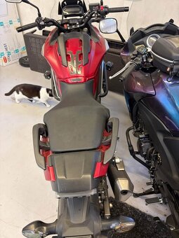Honda NC750XA - 4