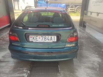 Renault Mégane - 4