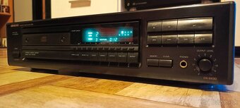 ONKYO DX-6830 +ONKYO TA 201 - 4
