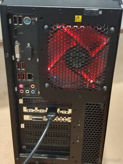 herny Lenovo IdeaCentre i7 7700K a Geforce GTX 1080 - 4