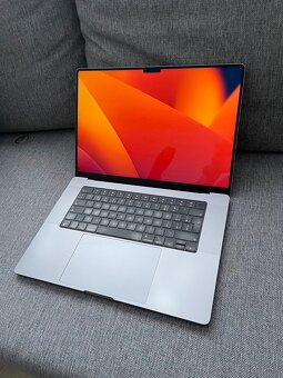 MacBook Pro 16", M1 Pro, 512GB - 4