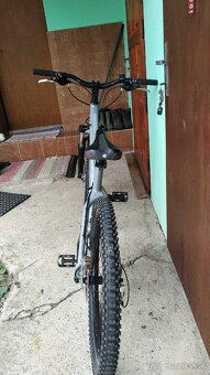 Horský bicykel giant aluxx 6000 - 4
