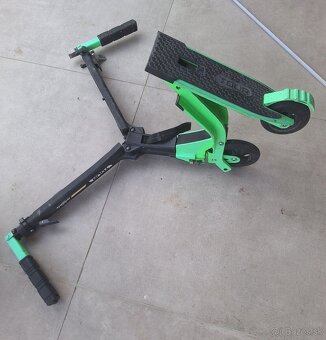Skladacia kolobezka az na 40cm, nosnost 120kg - 4