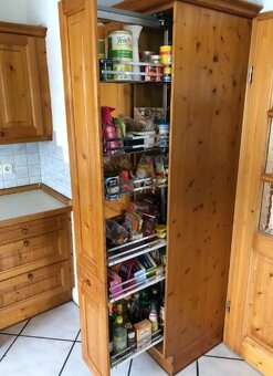 Masívna kuchynská linka z Nemecka so spotrebičmi - 4