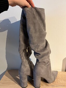 Vysoké cizmy vhodné aj na široké lytka - 4