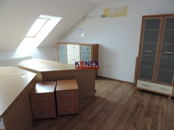 NA PREDAJ / PRENÁJOM Prevádzková budova s pozemkom - Trebiš - 4