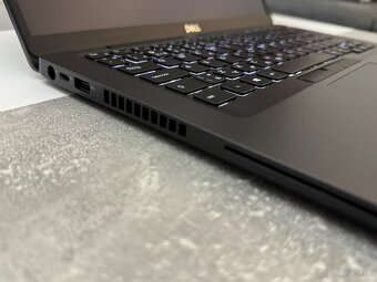 Dell Latitude 5400 i5 8GB RAM 256GB SSD - 4