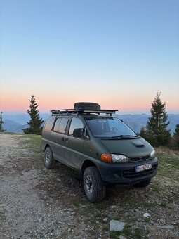 Mitsubishi L400 Space gear Delica - 4